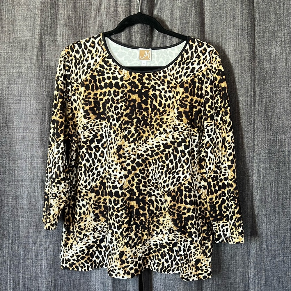 JM collection leopard spot 3/4 sleeve tshirt size XL